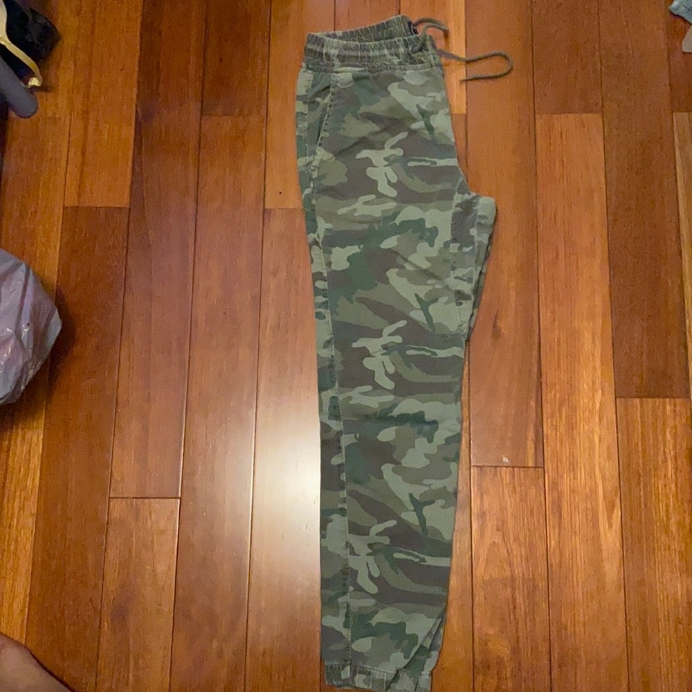 Camo pants